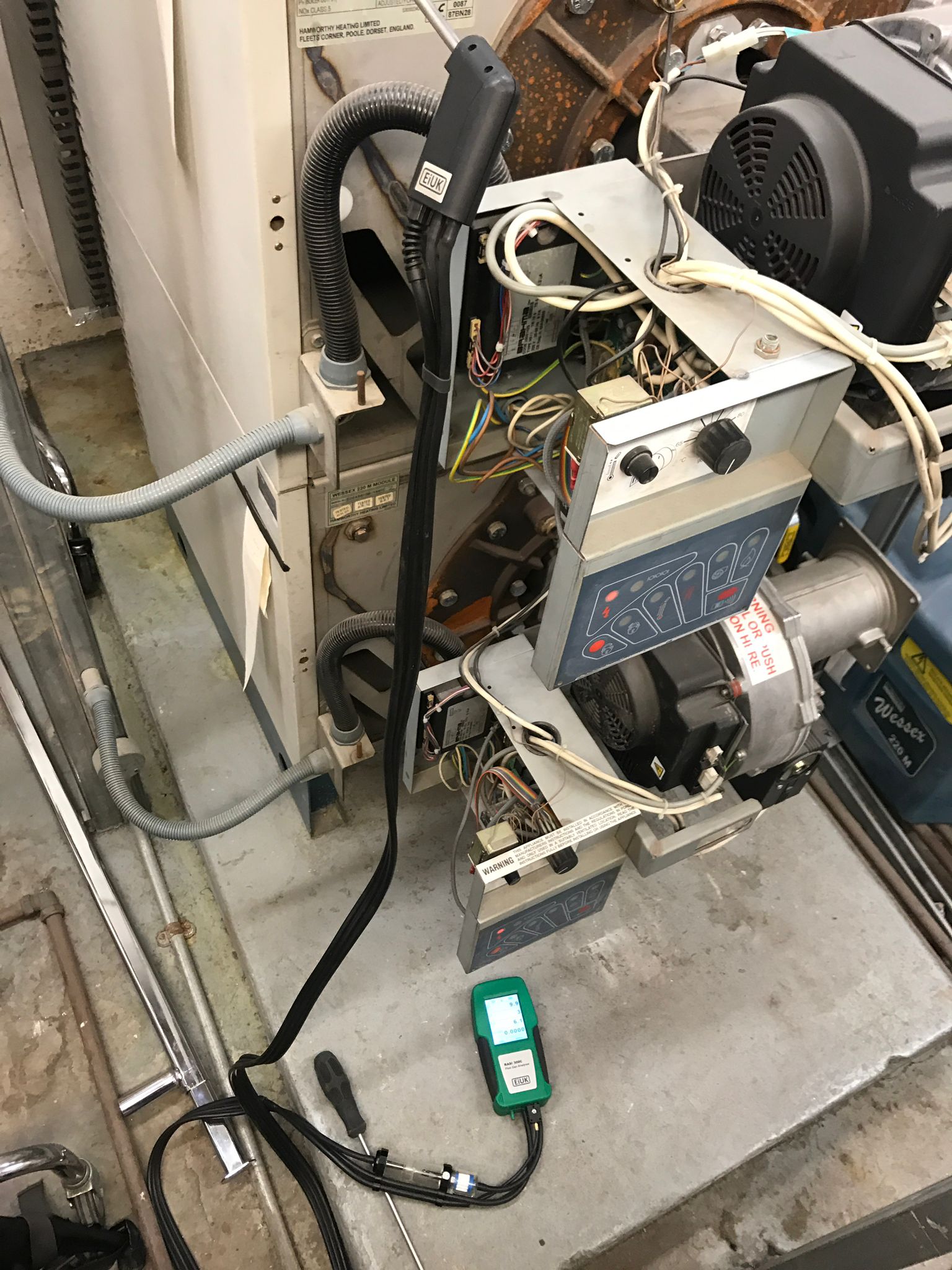 gas safe registered engineer near me Richmond Hill, TW10